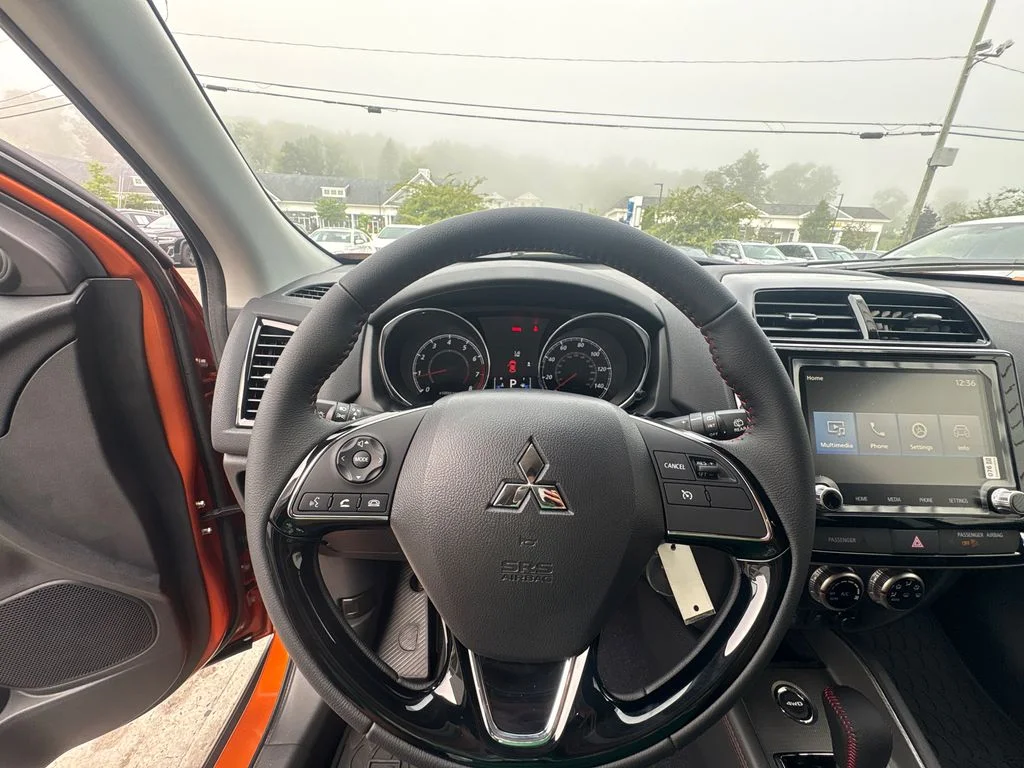 New 2026 Orange Mitsubishi 2.0 LE image 20