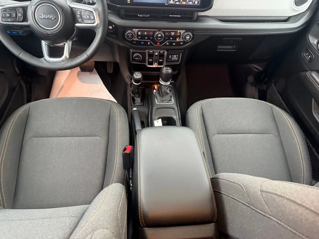 Used 2025 Black Jeep Sahara 4xe image 42