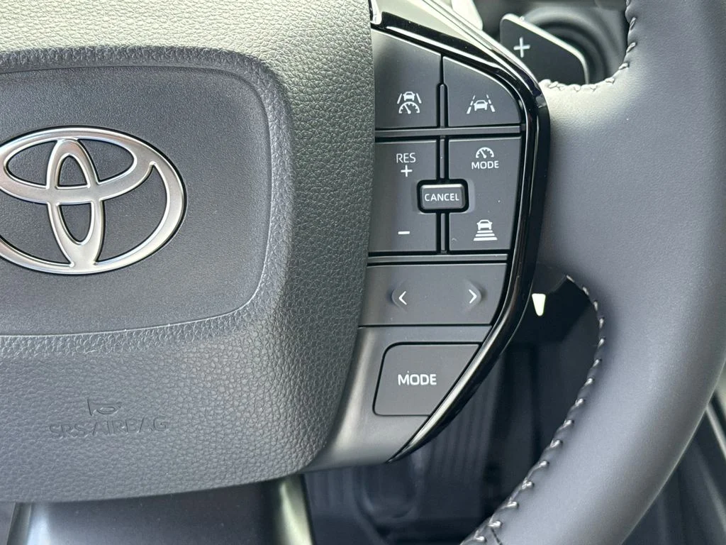 New 2026 Wind Chill Pearl Toyota XLE image 26