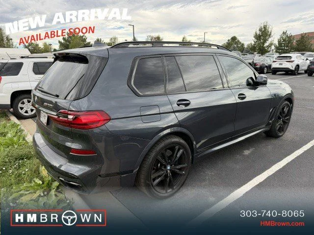 Used 2022 Gray Metallic BMW M50i image 4