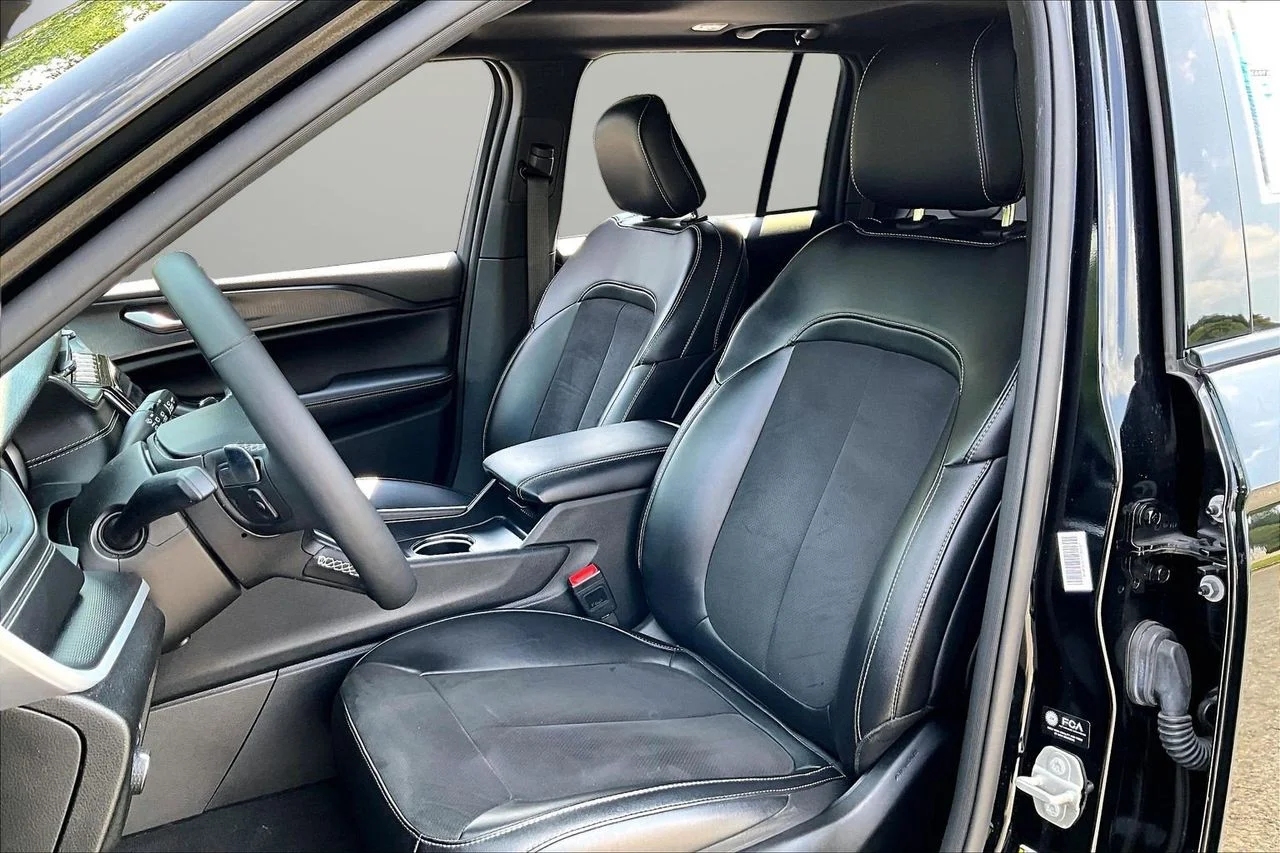Certified Used 2024 Black Jeep Altitude X image 21