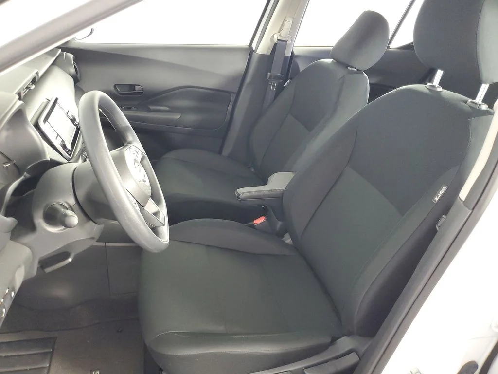 2025 Nissan KICKS PLAY Base - Photo 12