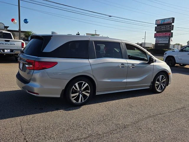 Used 2023  Honda Touring image 17