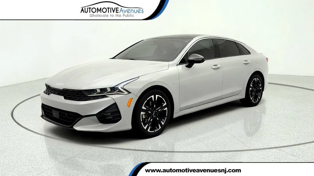 2022 Kia Optima GT-Line FWD's photo