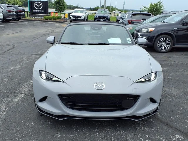 Used 2025 Gray Mazda Grand Touring image 24