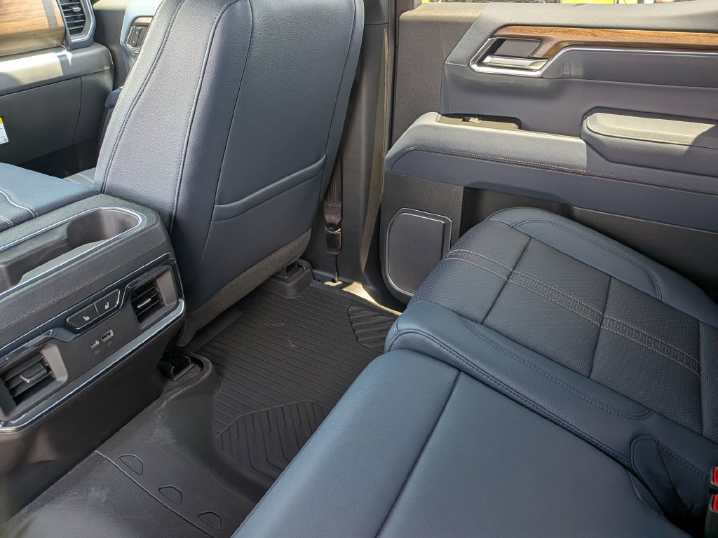 2026 Chevrolet Silverado 1500 High Country - Photo 35