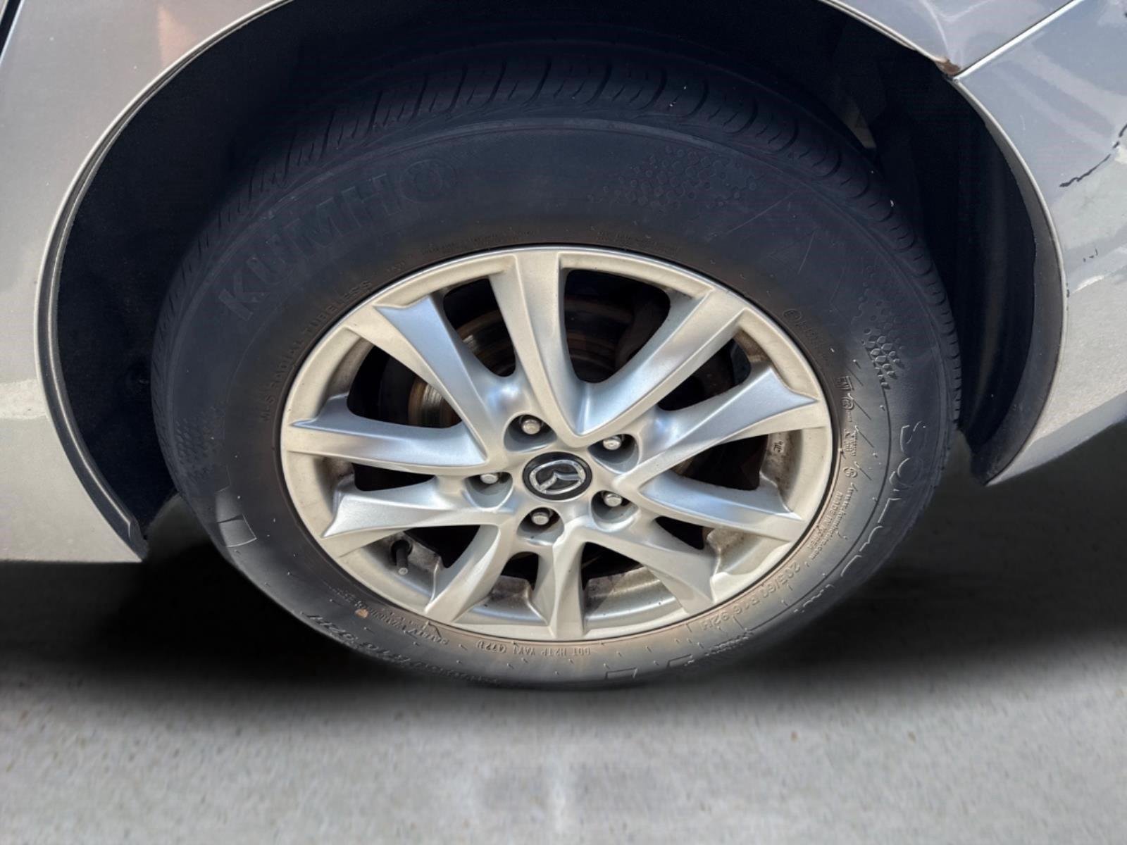 Used 2016 Liquid Silver Metallic Mazda i Grand Touring image 7