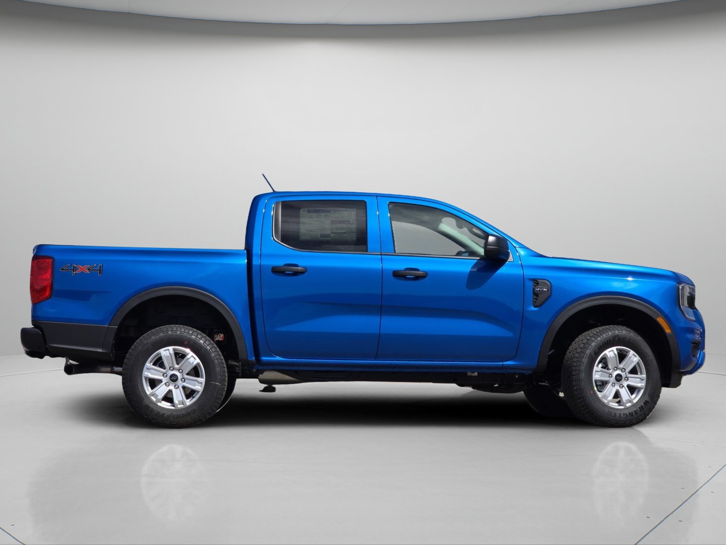 New 2026 Velocity Blue Metallic Ford XL image 24