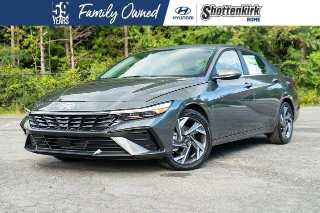 2025 Hyundai ELANTRA Limited