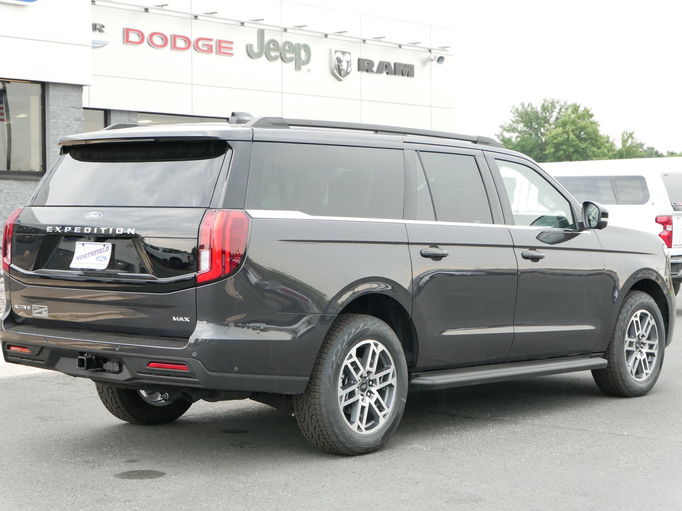 New 2025 Gray Ford Active image 8