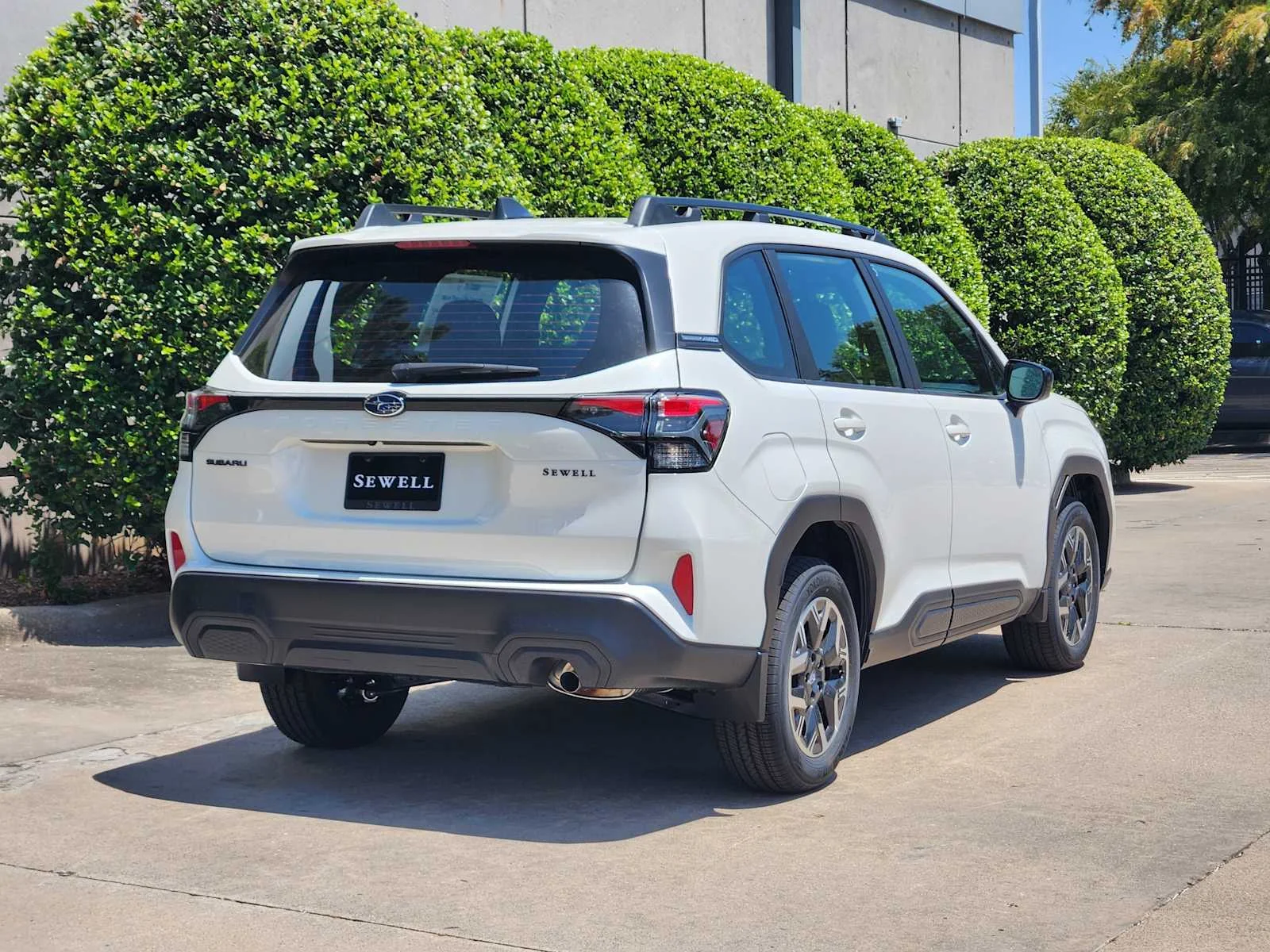 New 2026 CRYSTAL WHITE PEARL Subaru Standard Model image 3