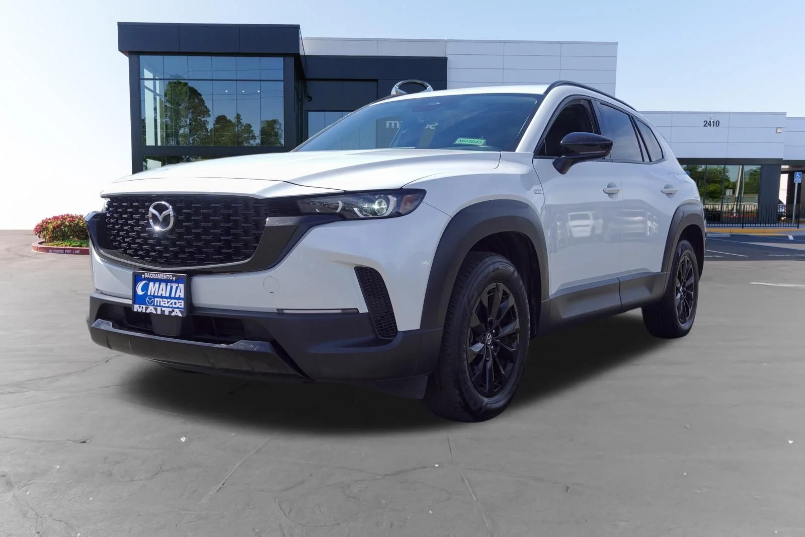 Certified Used 2025 Wind Chill Pearl Mazda Premium image 9