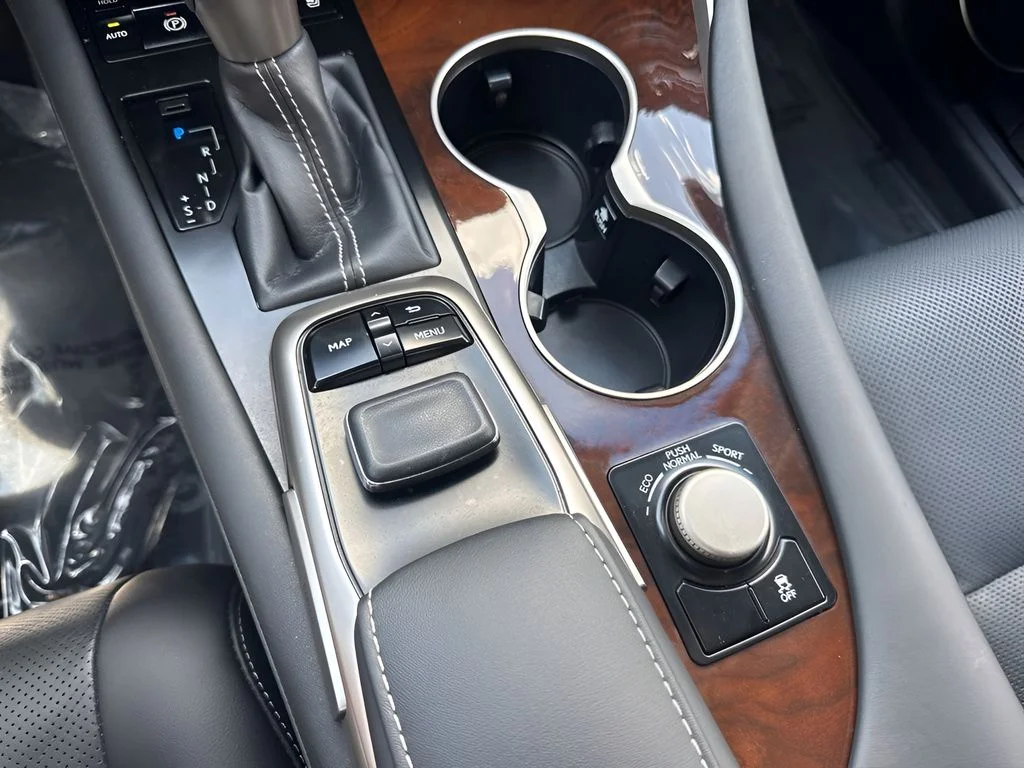 Used 2018 Gray Lexus 350 image 18