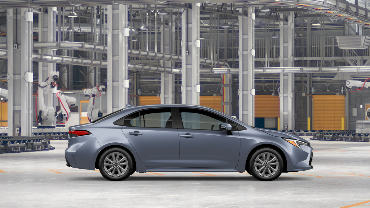 New 2027 Celestite Toyota Hybrid XLE image 12