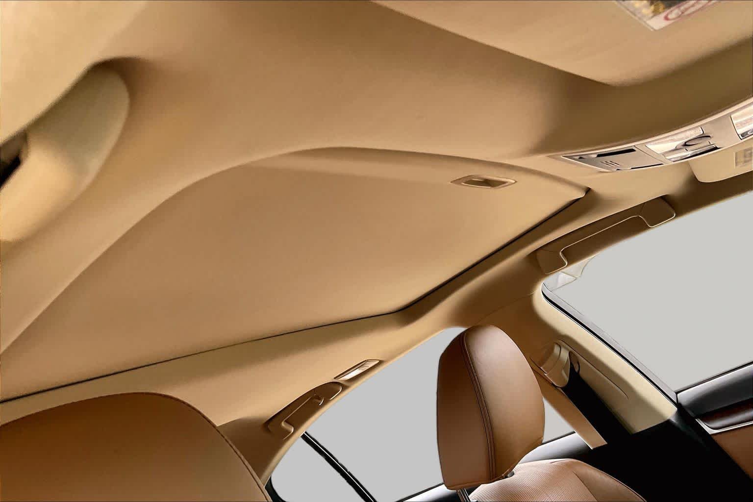 Used 2015 Obsidian Lexus  image 13
