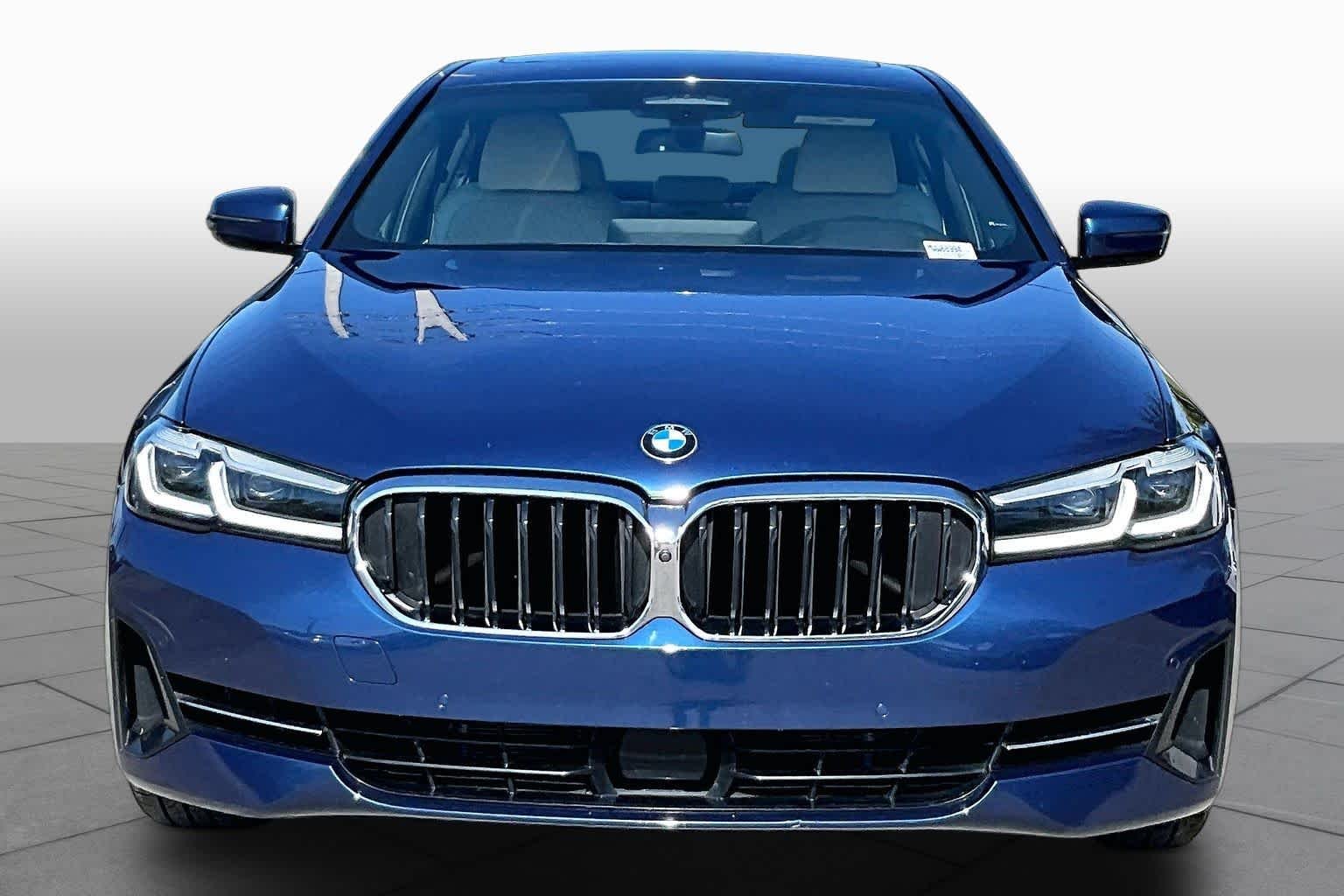 Used 2021 Phytonic Blue Metallic BMW 540i image 4