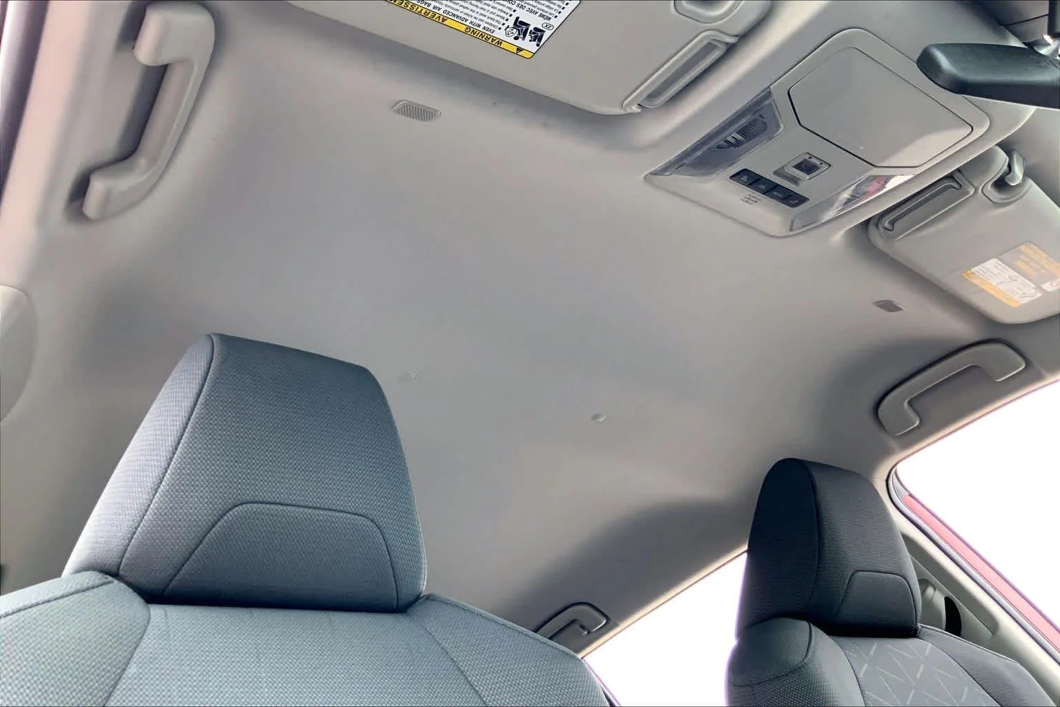 Used 2025 Ruby Flare Pearl Toyota XLE image 14