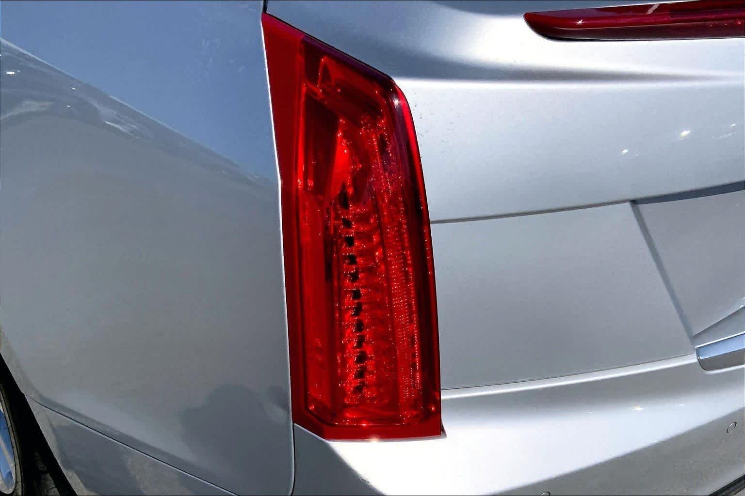 Used 2018 Radiant Silver Metallic Cadillac Premium Luxury RWD image 25