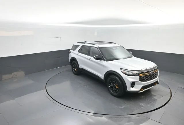 New 2026 White Ford Tremor image 22