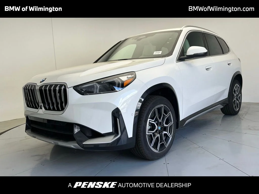 Used 2026 Alpine White BMW xDrive28i image 1