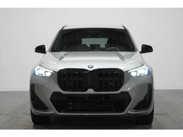 New 2026 Space Silver Metallic BMW xDrive28i image 3