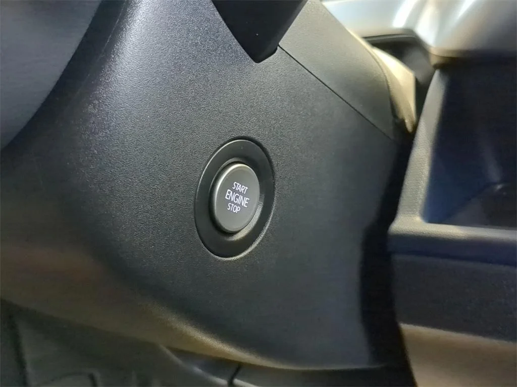 2025 Volkswagen ID. Buzz PRO S - Photo 17