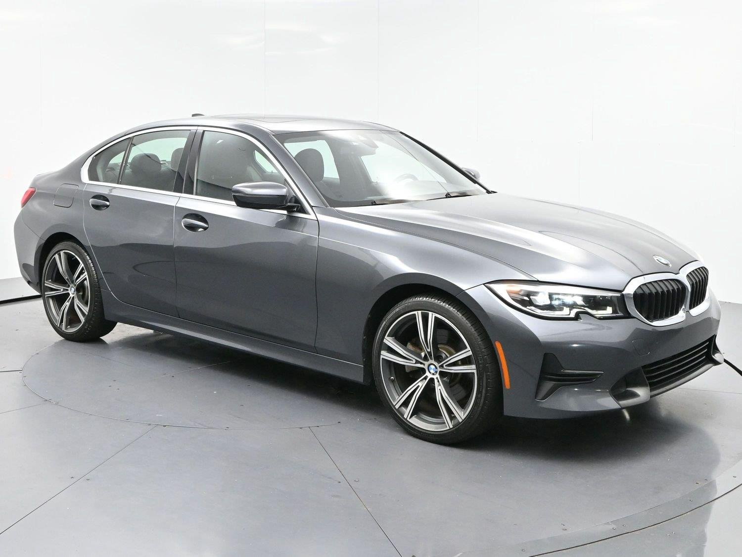 Used 2021 Mineral Gray Metallic BMW 330i xDrive image 2