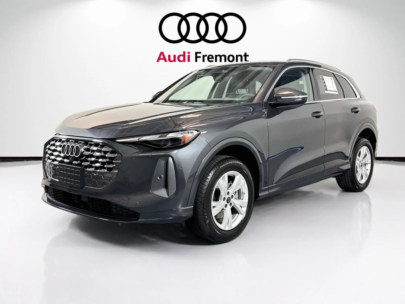 Used 2025 Tambora Gray Audi Premium image 1