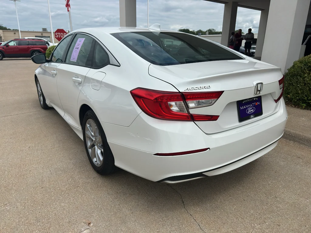 Used 2019 Platinum White Pearl Honda LX 1.5T image 10