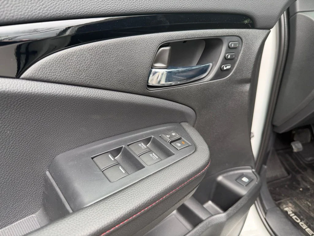 2026 Honda Ridgeline Black Edition - Photo 16