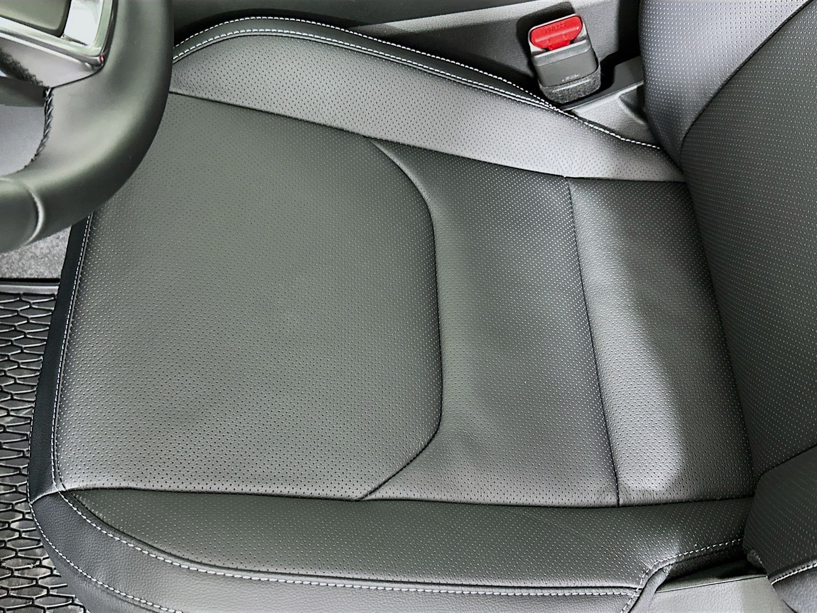 New 2026 Machine Gray Metallic Mazda 2.5 S Premium Plus AWD image 20