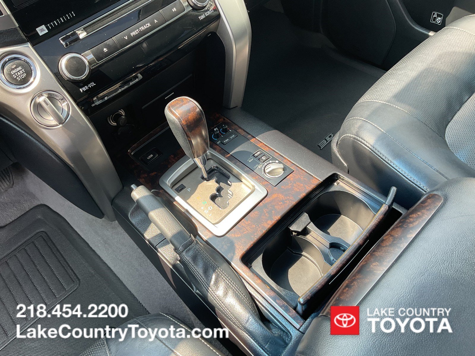 Used 2014 Silver Toyota Base image 34