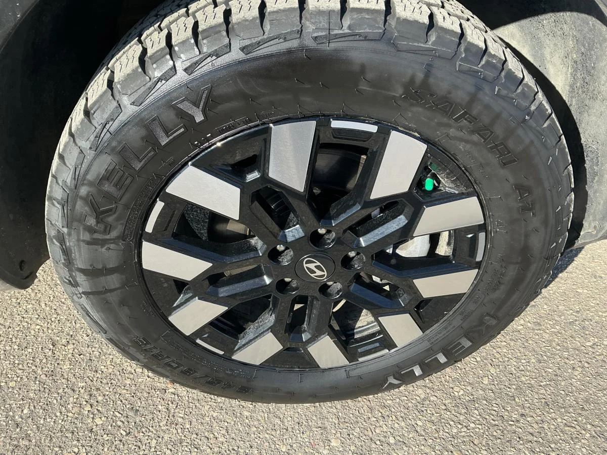 Used 2025 Blue Hyundai Preferred image 8