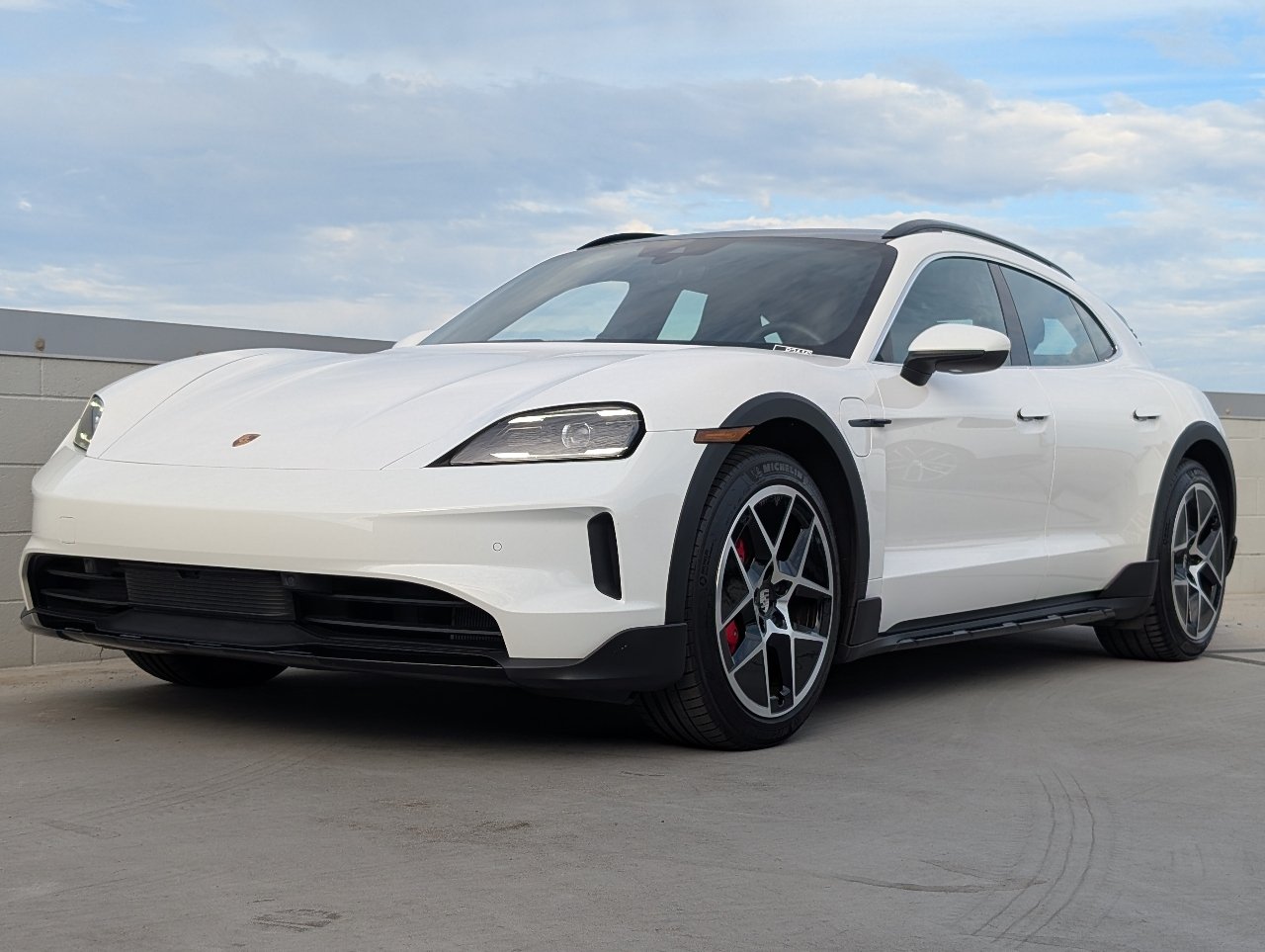 2025 Porsche Taycan S