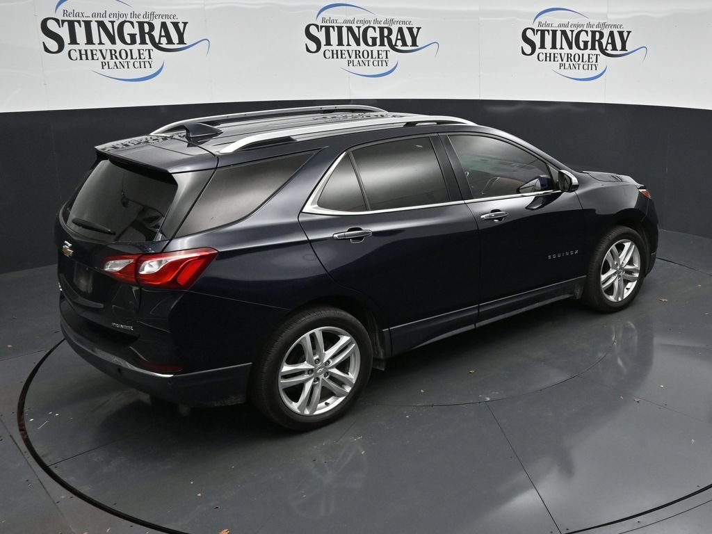 Used 2021 MIDNIGHT BLUE METALLIC Chevrolet Premier image 24