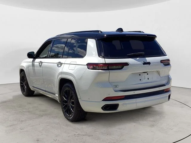 Used 2023 Bright White Clearcoat Jeep Summit image 3