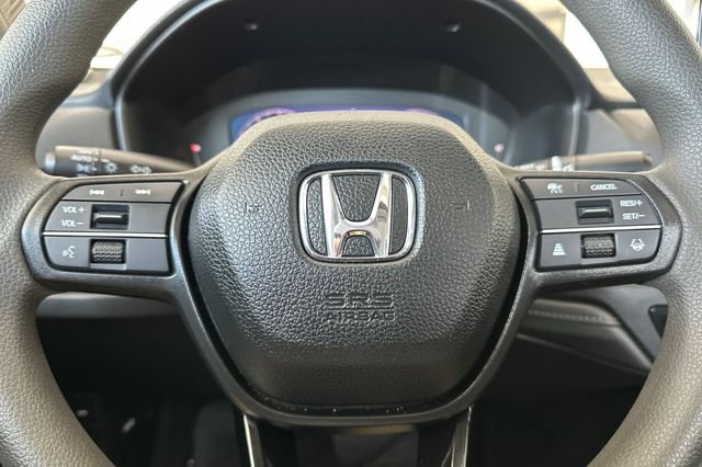 Used 2025 Canyon River Blue Met Honda SE image 25