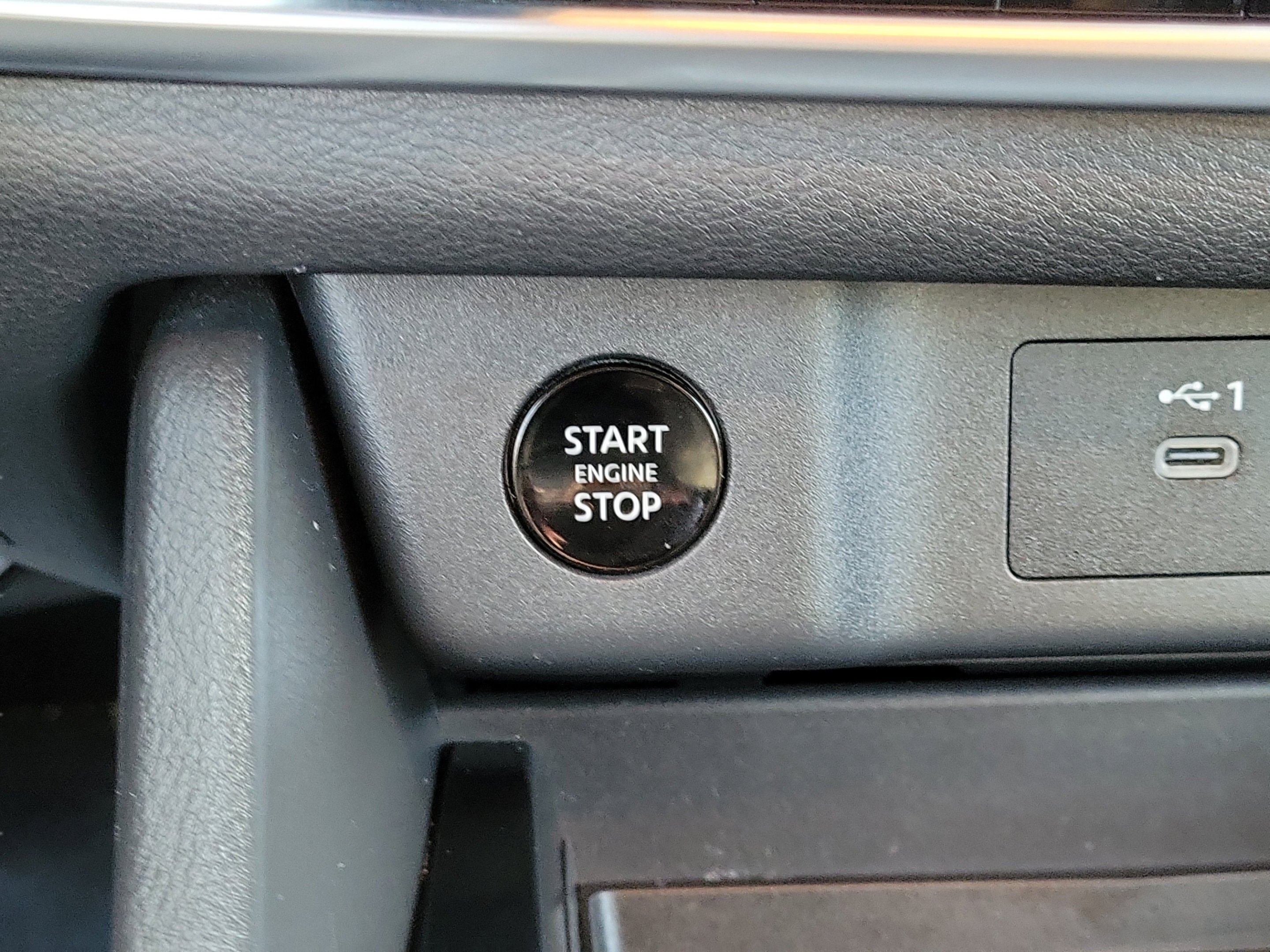Used 2024 Gun Metallic Nissan SV image 18