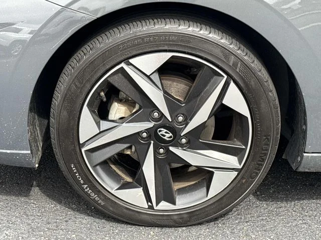 Used 2023 Gray Hyundai Limited image 9