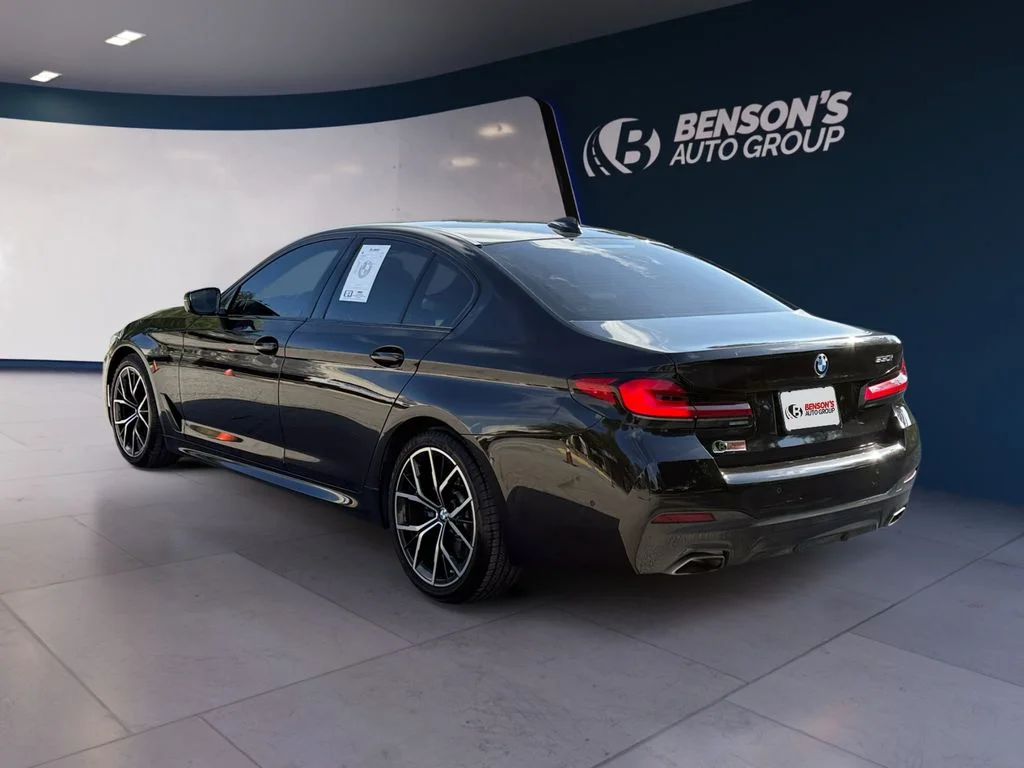 Used 2023 Black BMW 530i image 3