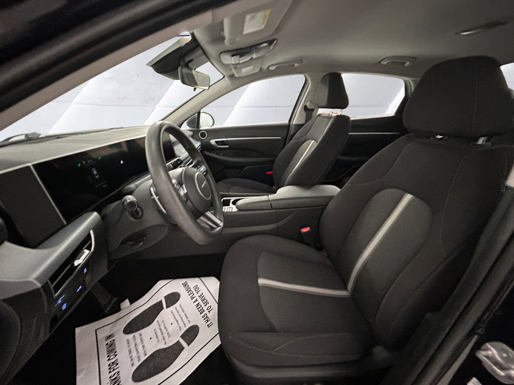 Used 2024 Blue Hyundai SEL image 7