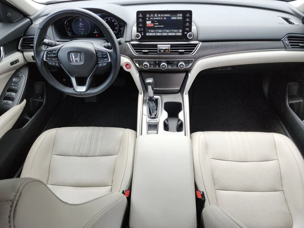 Used 2019 White Honda EX-L image 10