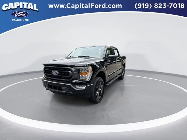 Used 2023 Black Ford XLT image 4
