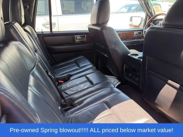 Used 2016 Silver Lincoln Select image 40