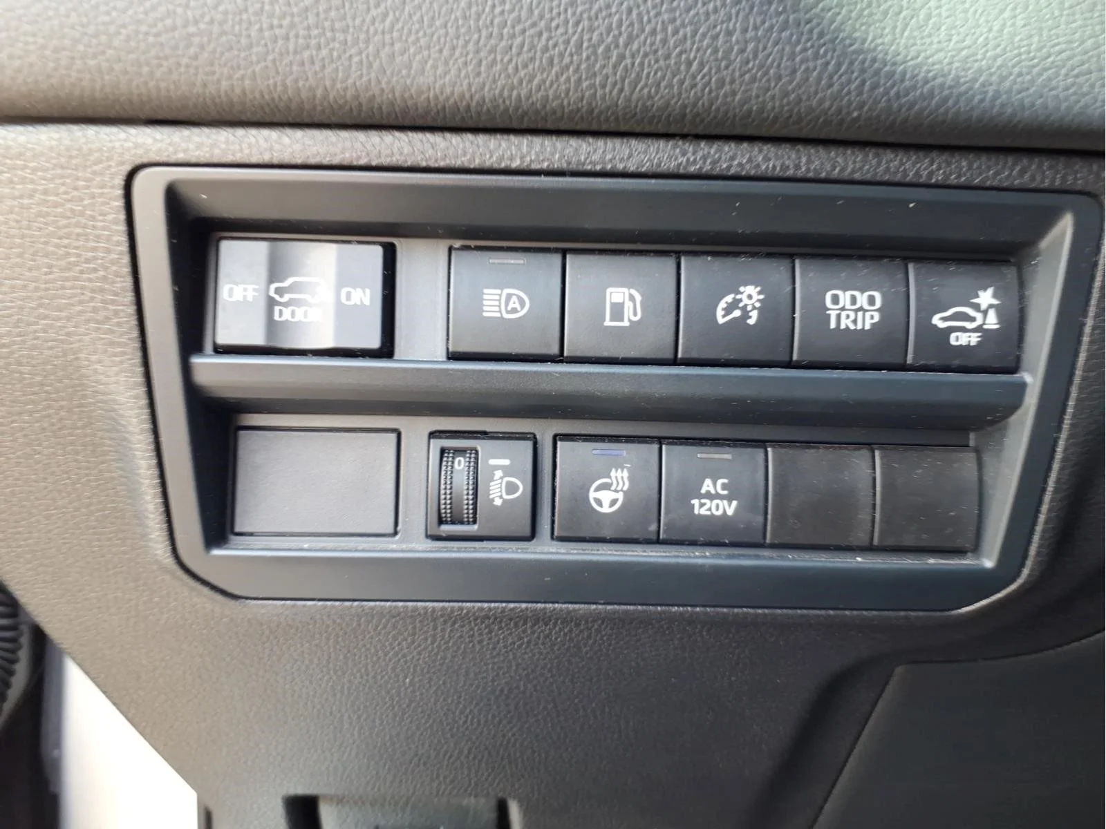 2024 Toyota Sequoia Limited - Photo 21