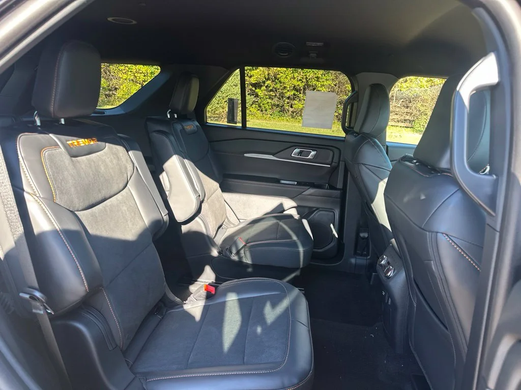 New 2027 Agate Black Metallic Ford Tremor® image 20