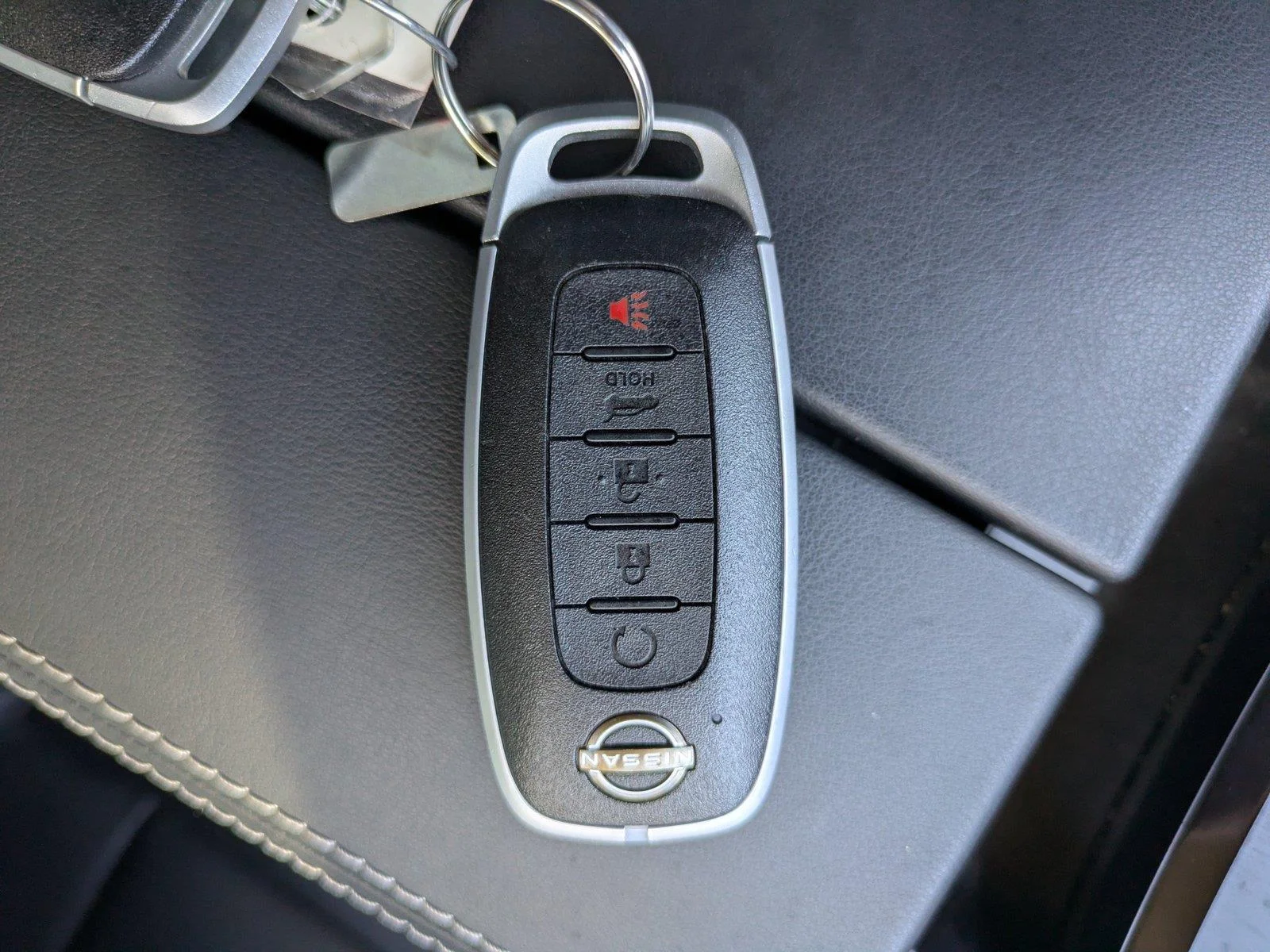 Used 2024 Deep Ocean Blue Pearl Nissan SV image 29