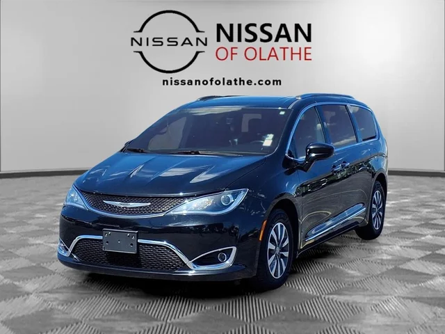 2020 Chrysler Pacifica Touring L Plus