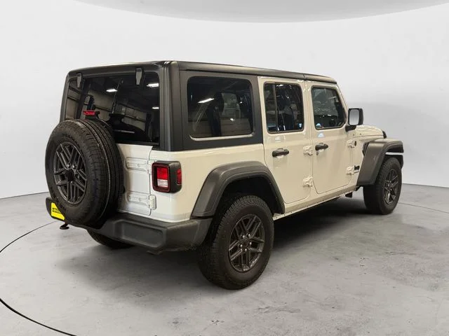 Used 2024 White Jeep Sport S image 4