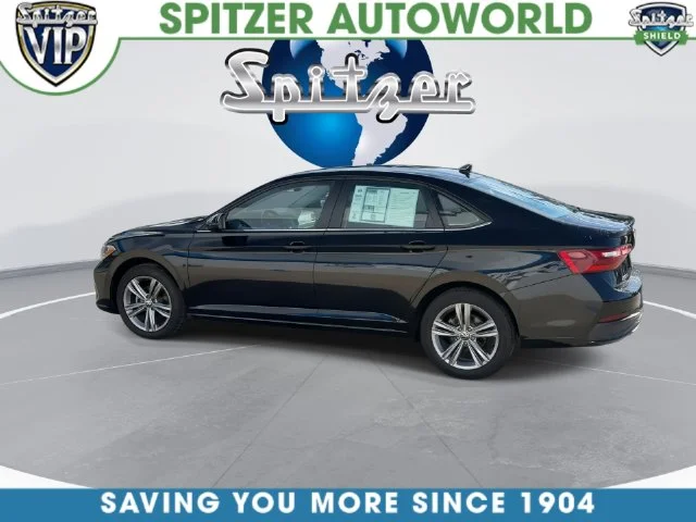 Certified Used 2024  Volkswagen 1.5T SE image 10